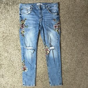 Zara Light Blue Floral Embroidered Jeans